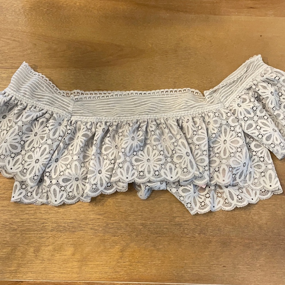 Victoria’s Secret bandeau strap off shoulder
